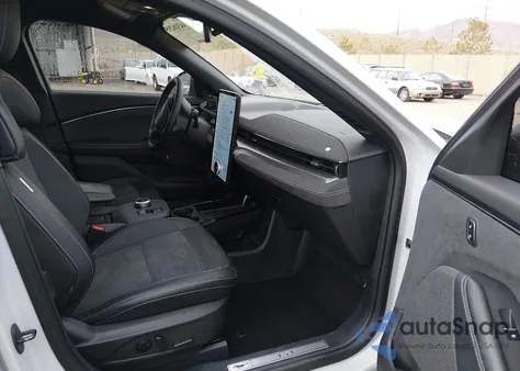 2023 Ford Mustang Mach-E Gt from USA, damaged, VIN 3FMTK4SX7PMA24159